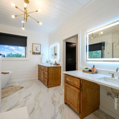 Wheelchair accessible sink