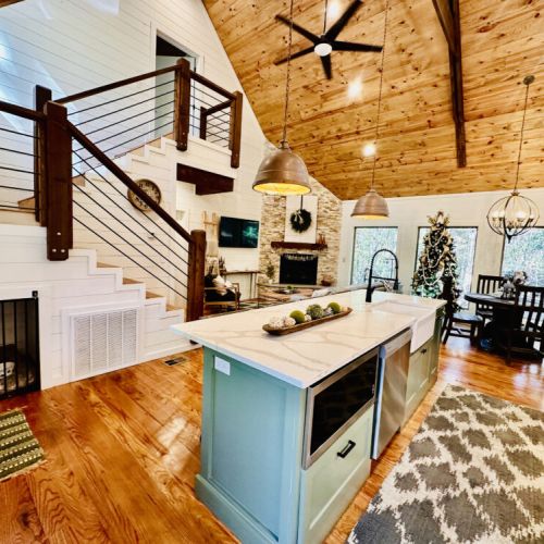 Large kitchen island!