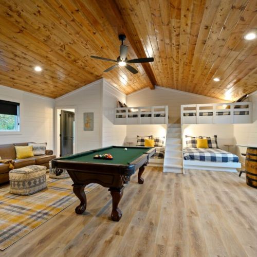 Bunkroom with Pool Table, Arcade games, and we have Ping Pong!