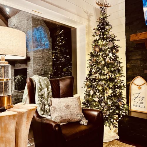 Holidays are more fun at the Cabin!